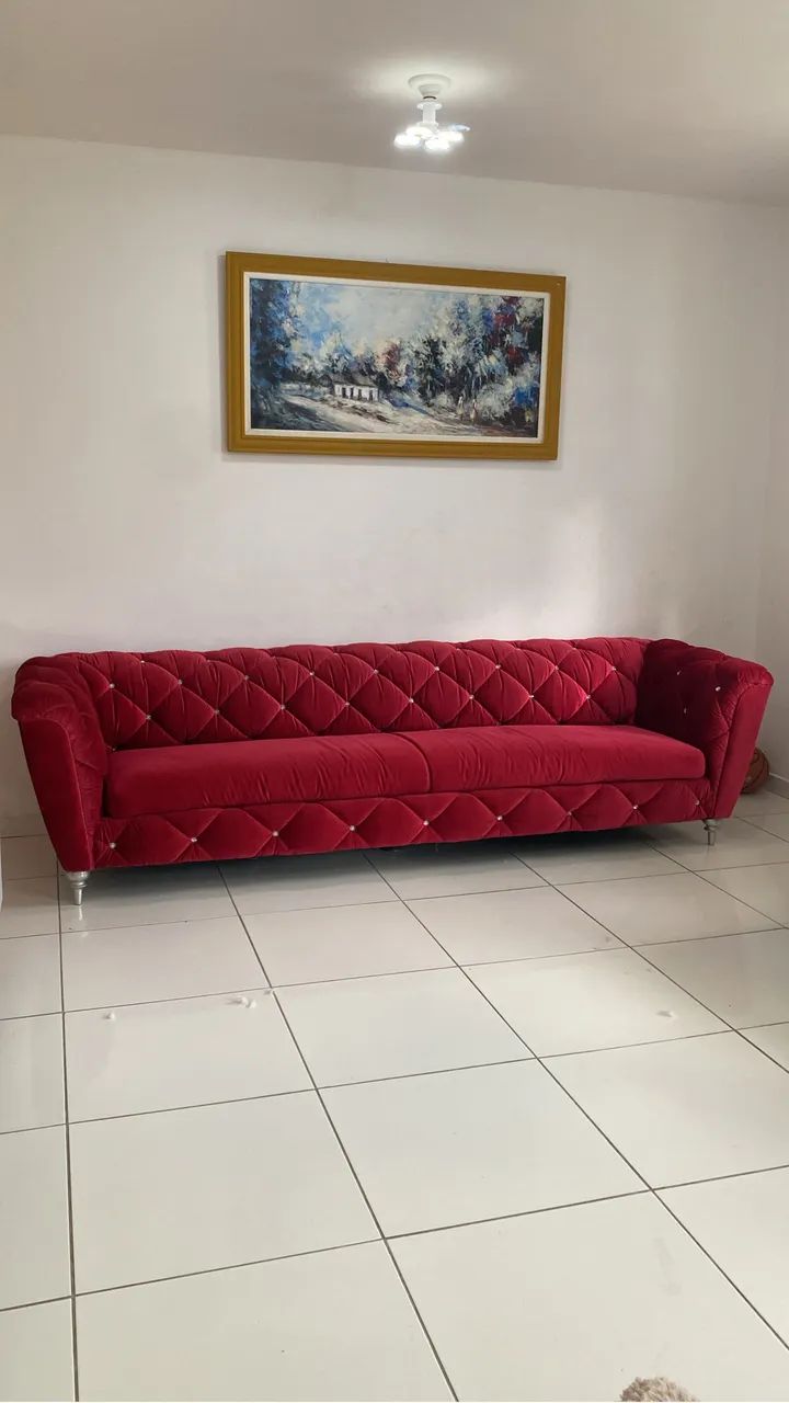 Vendo sofá feeling luxuoso capitonê , belíssimo conforto e sofisticação p sua sala.