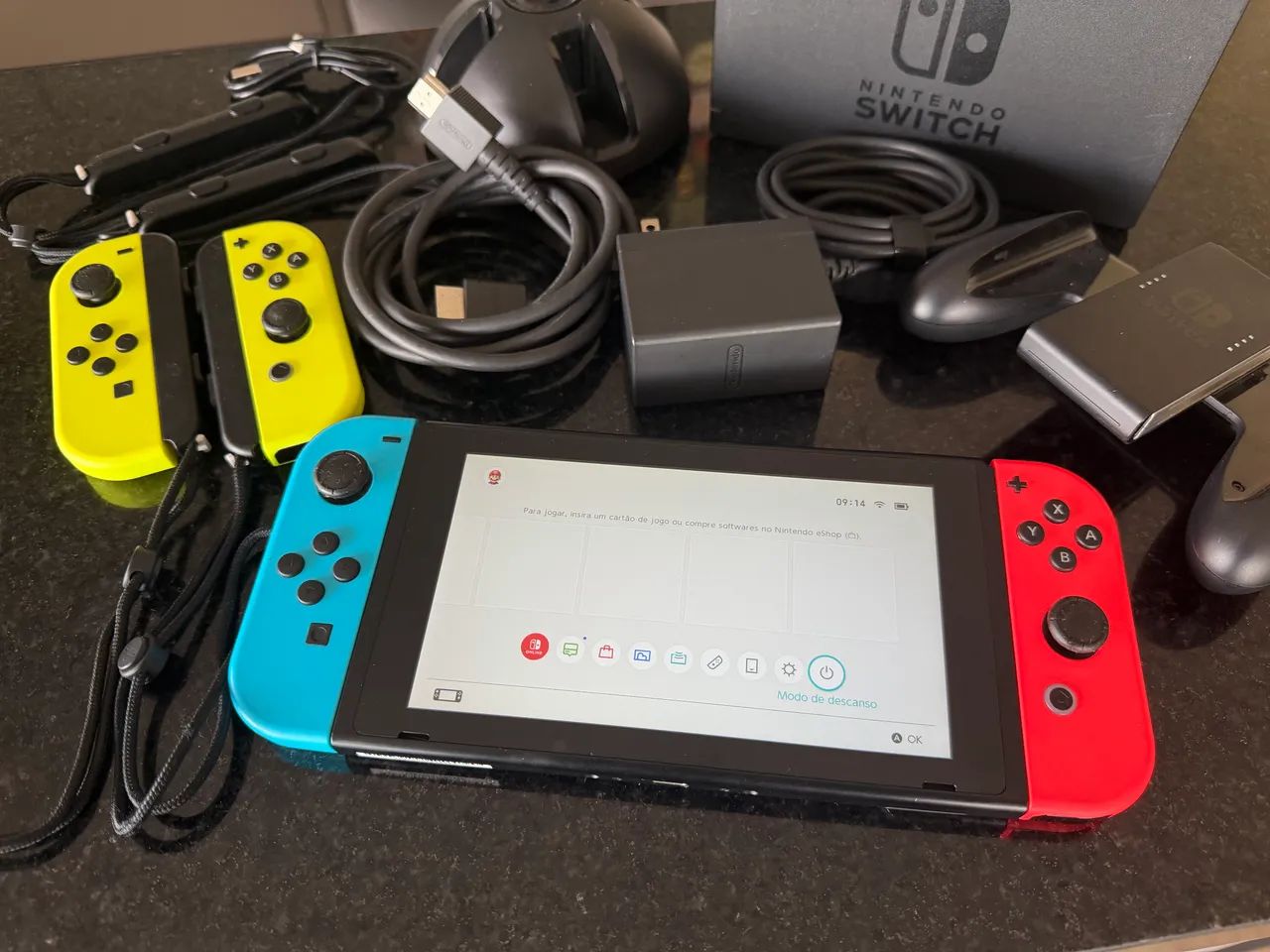 Nintendo Switch V1 Desbloqueável + 4 Joy-Cons + Dock Original - Foto 2