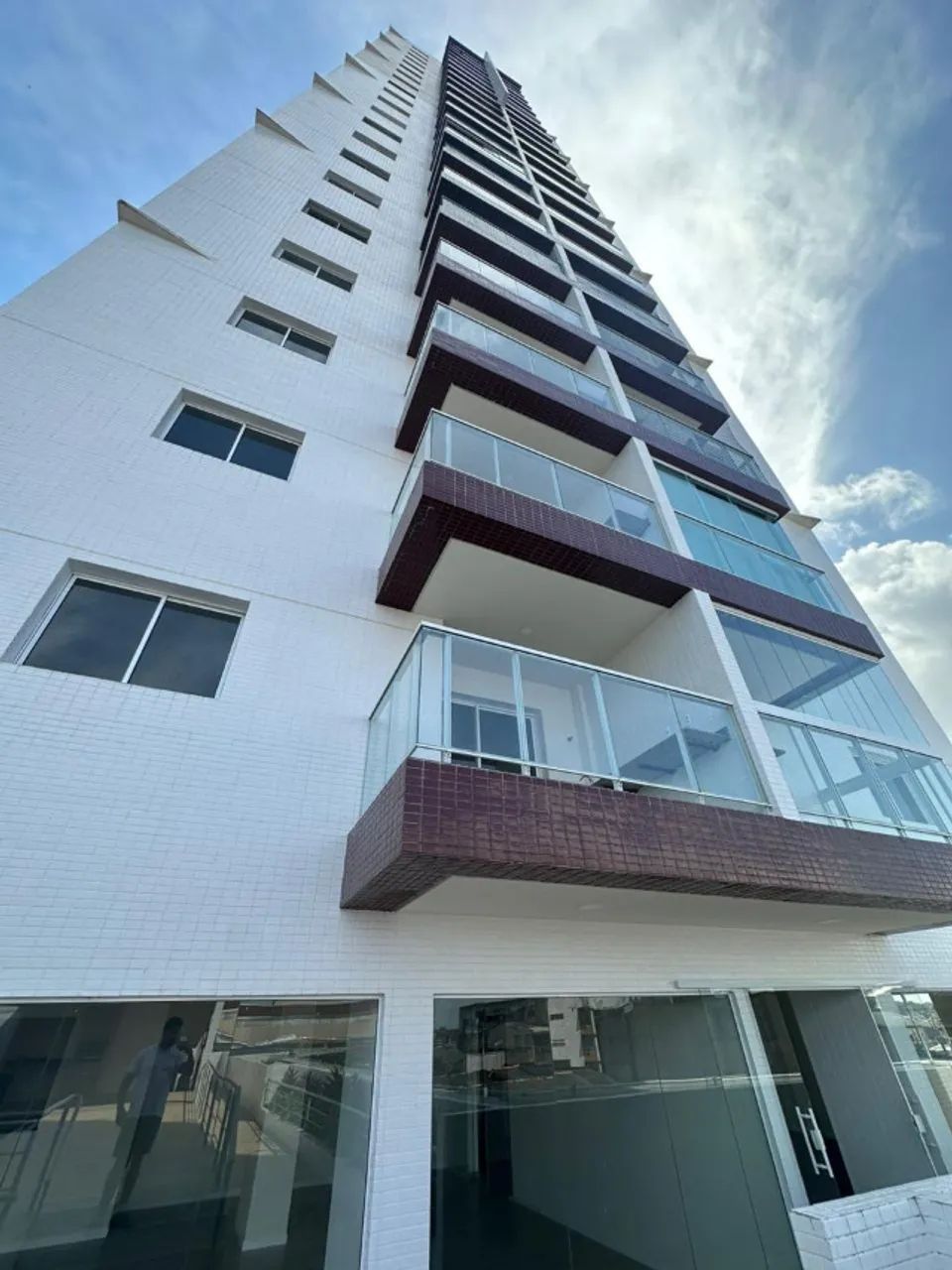 Apto, 62m², 2/4, 2 vgs no Ed. Montfort