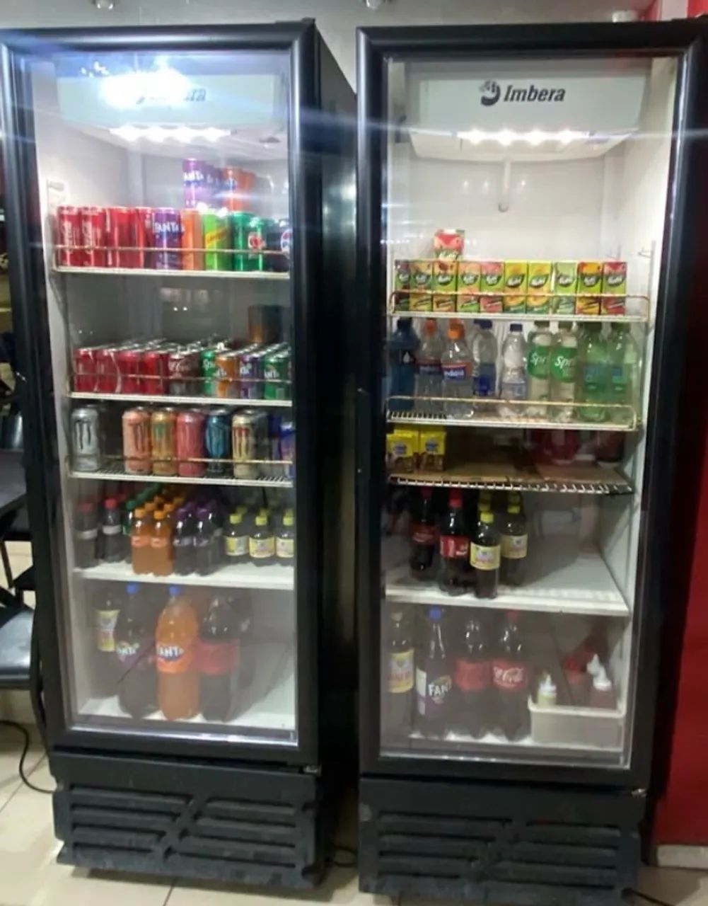 2 Expositores de Bebidas Ibera à Venda