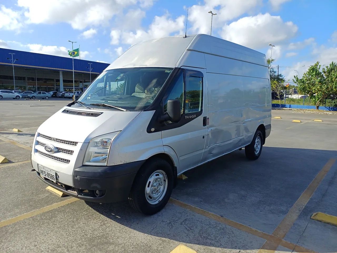 Ford Transit TRANSIT FURGãO 2.2 TDCI LONGA DIESEL 2012