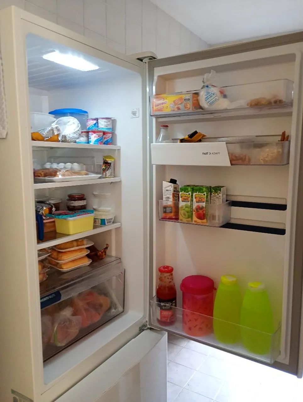 Refrigerador Eletrolux inverter branca  - Foto 4