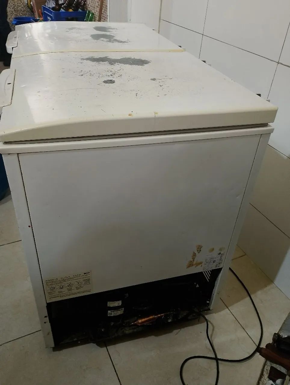 Vende-se freezer vertical Eletrolux  - Foto 3