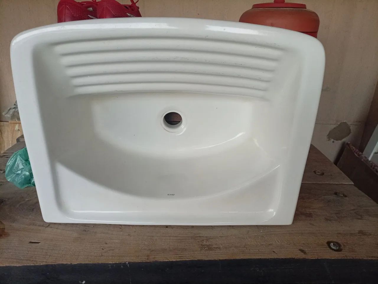 Vendo tanque de louça 30L, Marca DECA. - Foto 4