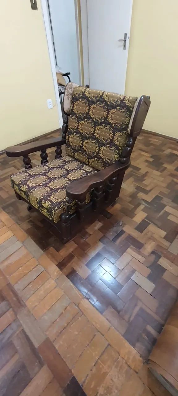 POLTRONA BALANÇO MÓVEIS GRAMADO