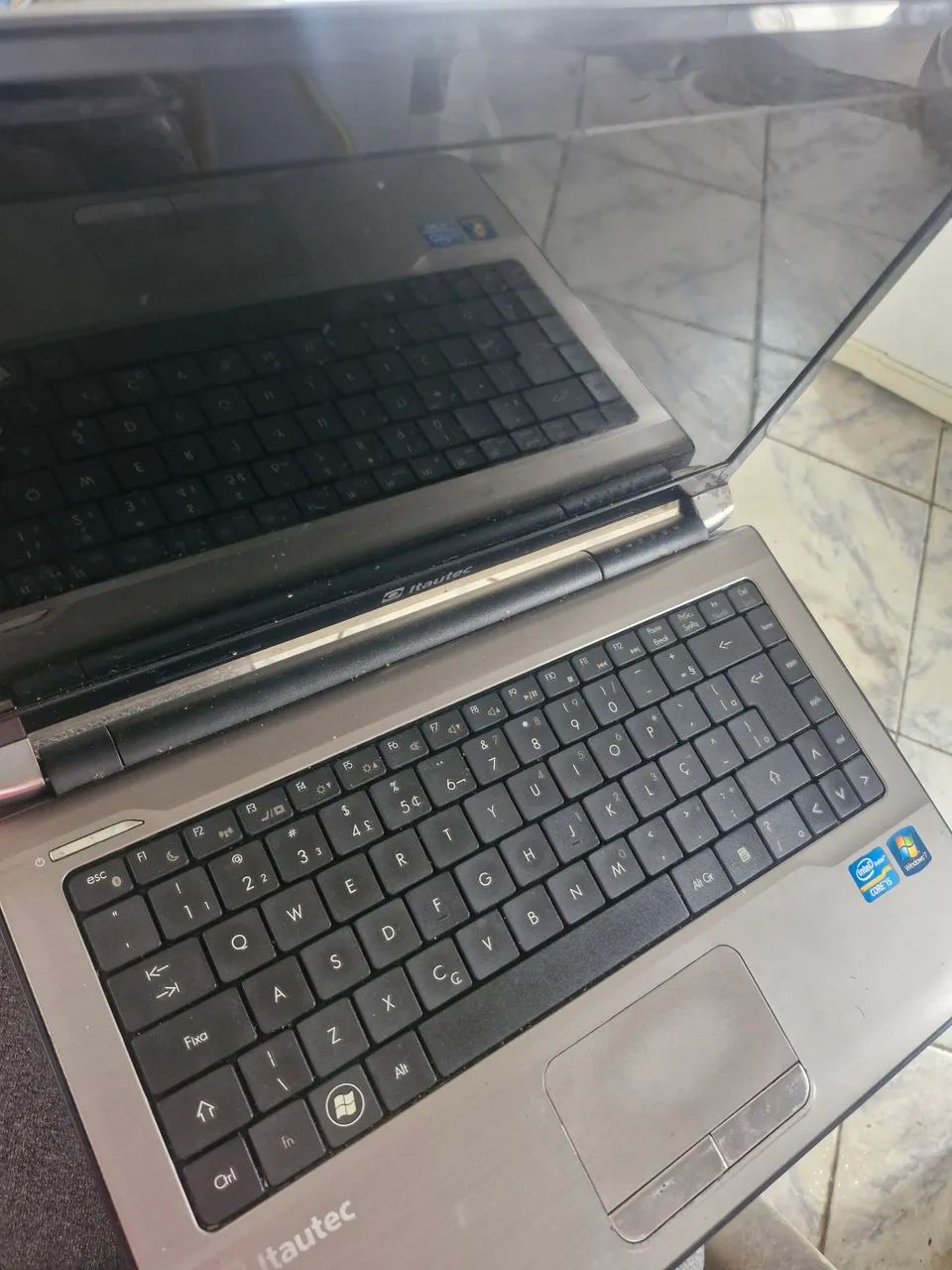 Notebook itautec - Foto 2