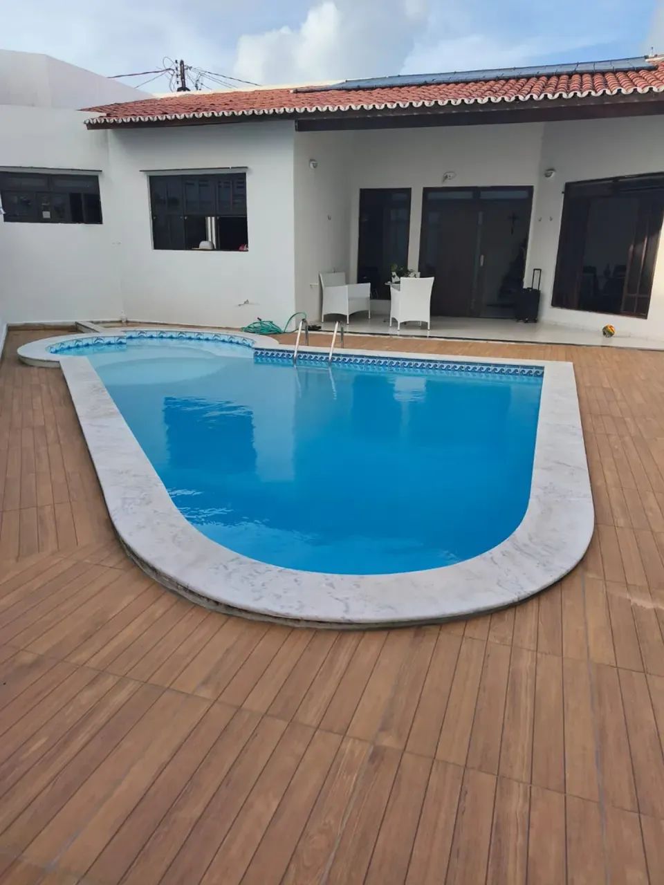 JB CASA EM CAPIM MACIO COM 3 QUARTOS SENDO 3 SUÍTES MEDINDO 330m².. - Foto 2