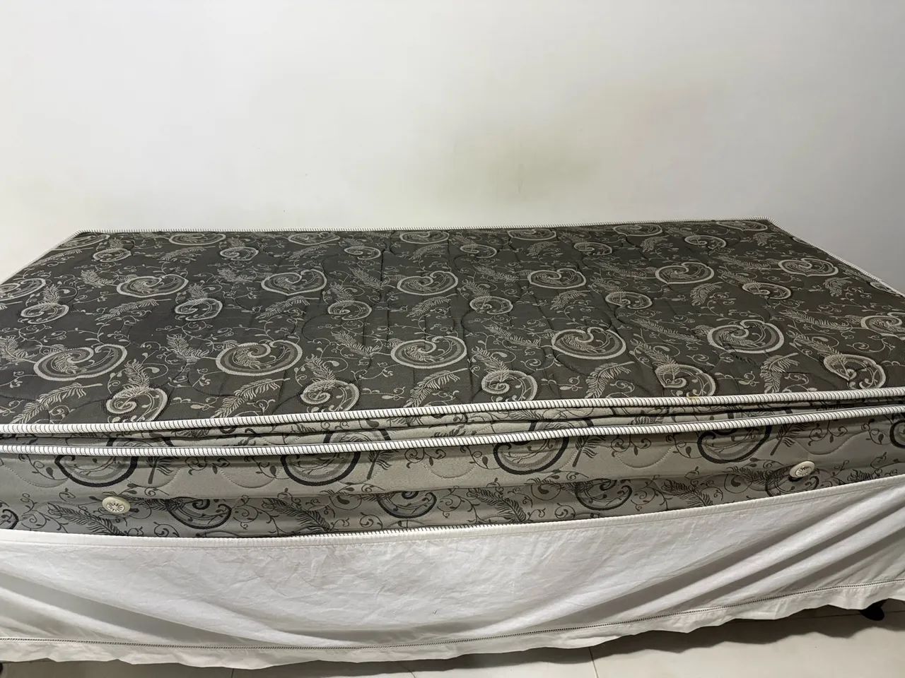Cama solteirão 