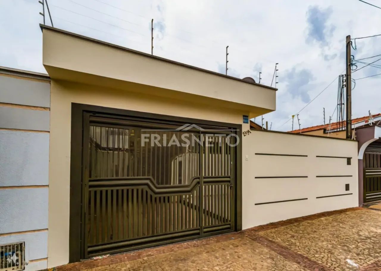 Casa à venda no bairro Vila Independência