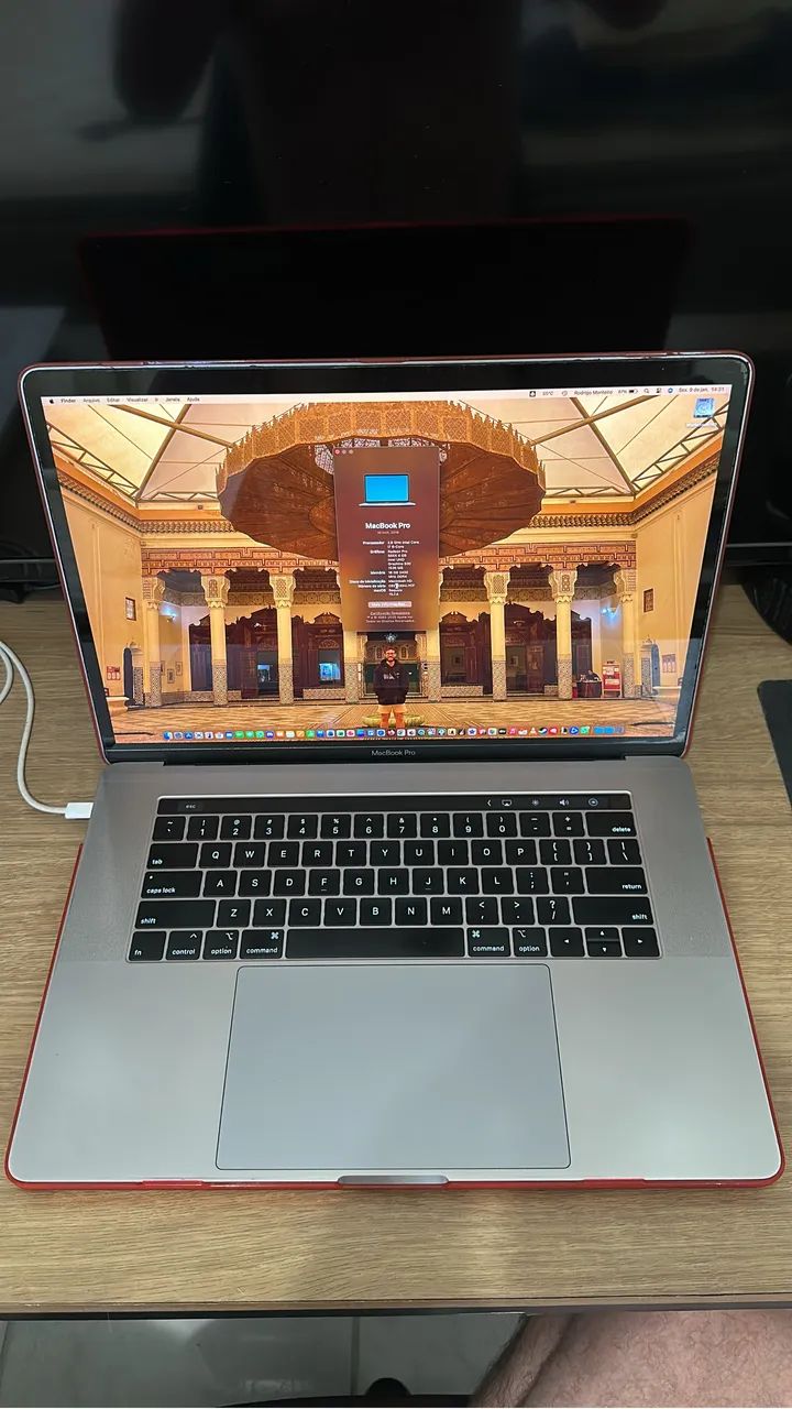 MacBook Pro 15" A1990 2019