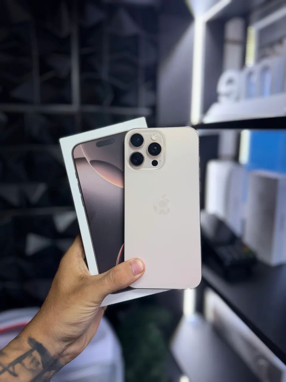 IPHONE 16 PRO MAX 256GB OPORTUNIDADE 