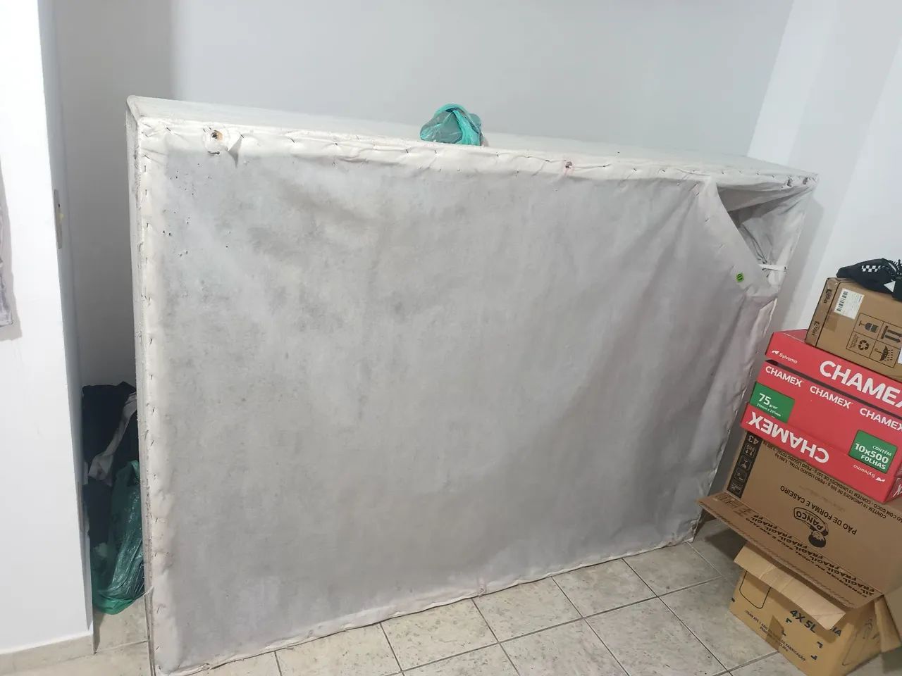 Vendo Cama Box de Casal - Foto 4
