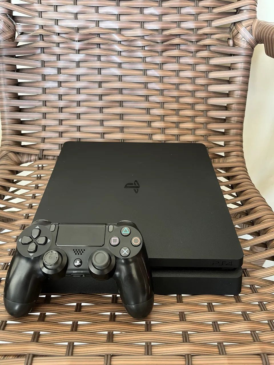 PS4