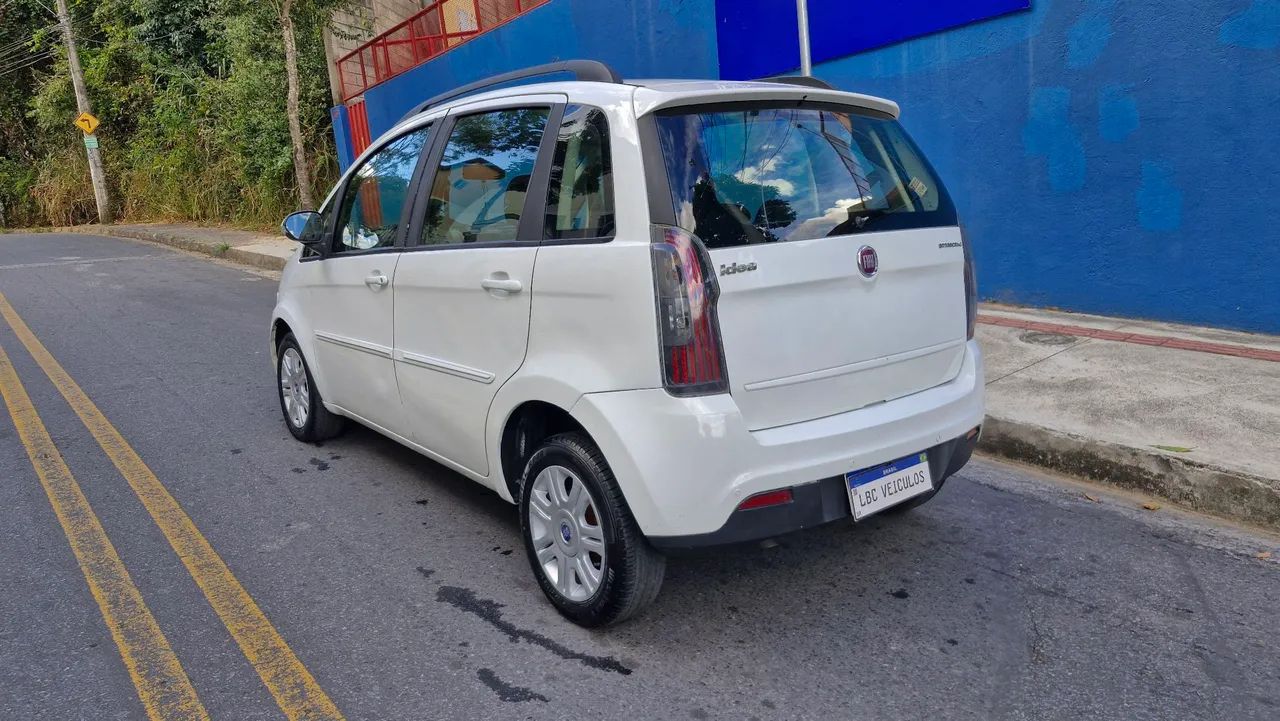 Fiat Idea Attractive 1.4 Fire Flex 8V 5P 2015 - Foto 2