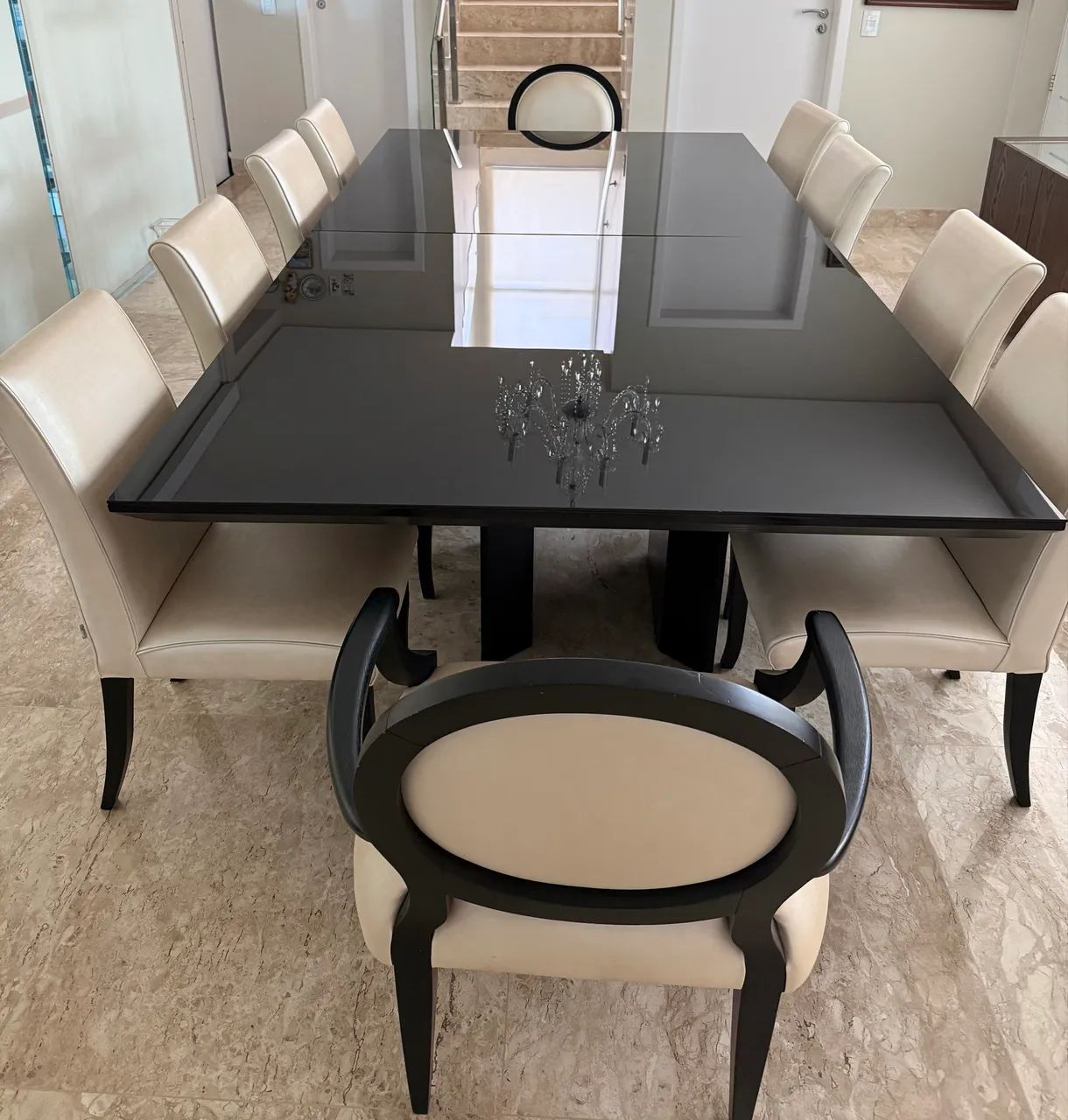 2 Mesas de jantar 1,5mx1,5m e 10 cadeiras  - Foto 2