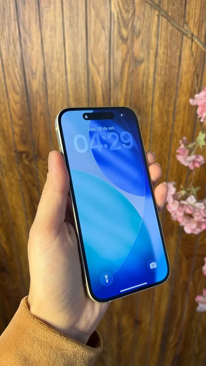 iPhone 15 128gb amarelo  - Foto 4