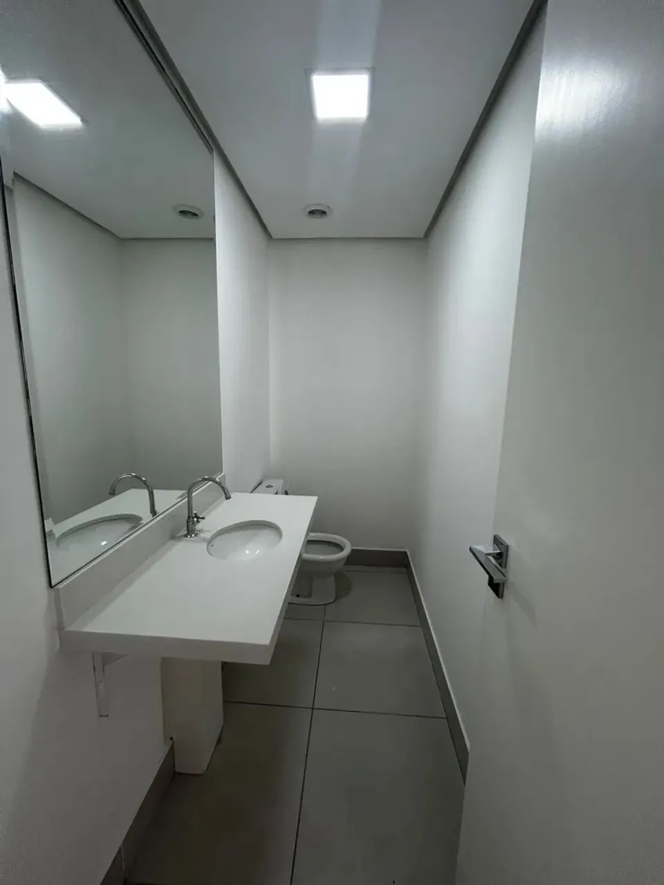 lindo apartamento de 3 dormitórios com 2 suítes - Foto 2