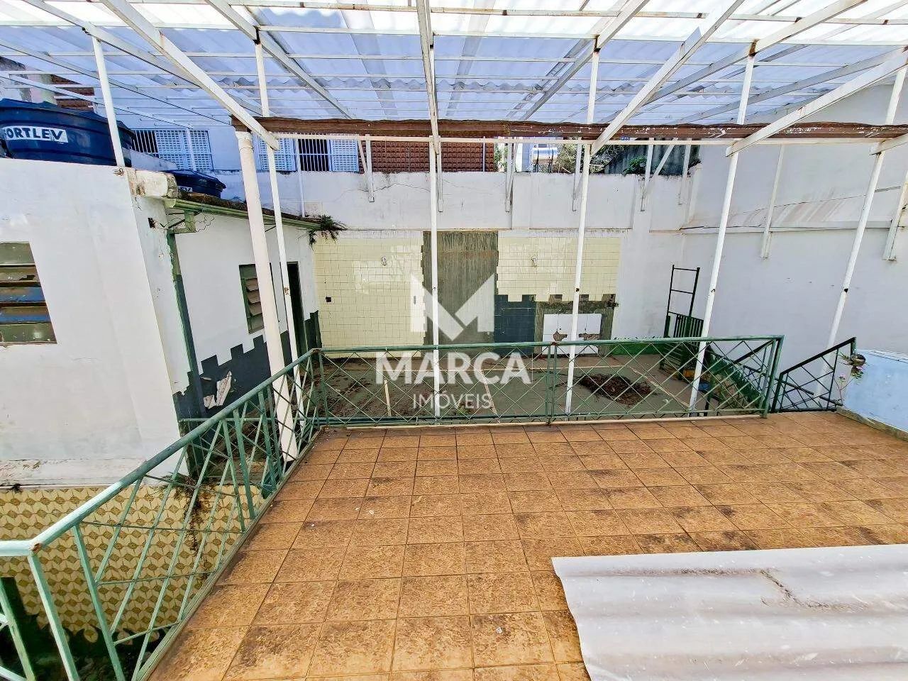 Casa com 6 Quartos e 3 banheiros para Alugar, no São Pedro, Belo Horizonte - Foto 3