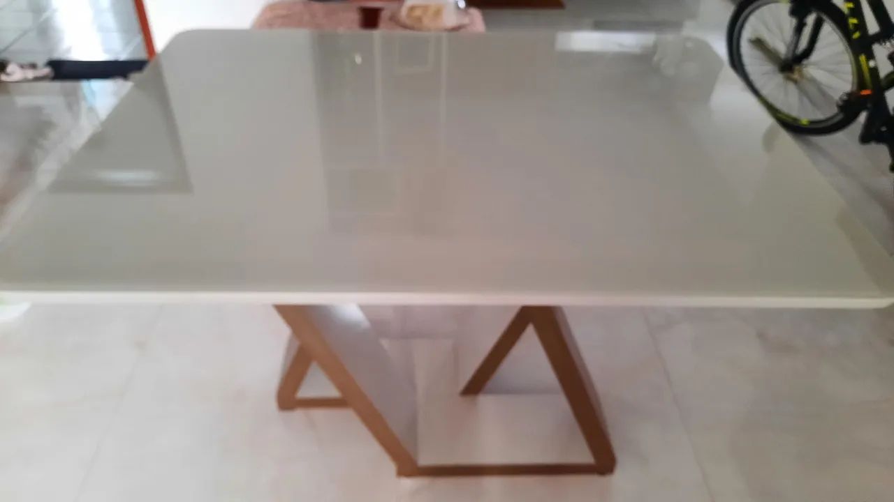 Mesa laqueada 100% MDF ,robusta!
