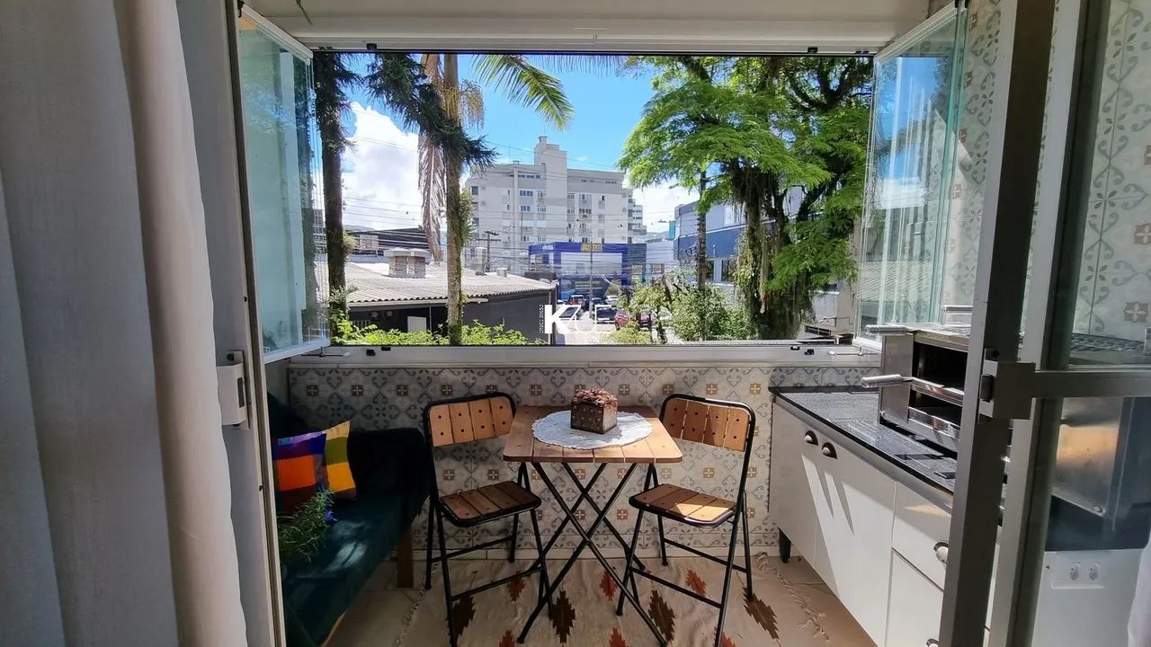 Apartamento 3 dormitórios com suíte, varanda e 2 vagas na Trindade, Florianópolis - Foto 5