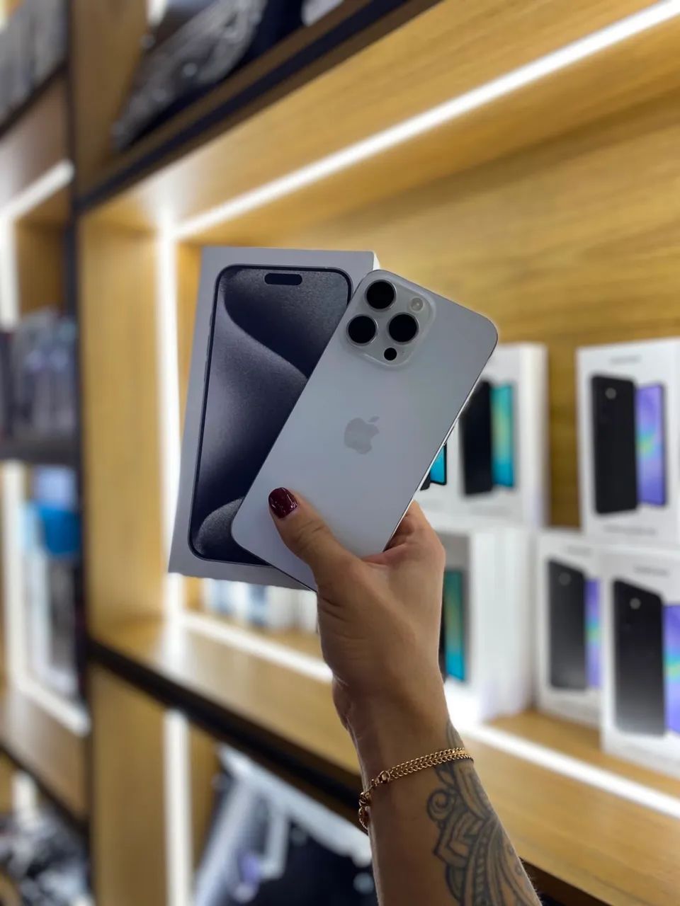 iPhone 15 pro Max 256GB Branco
