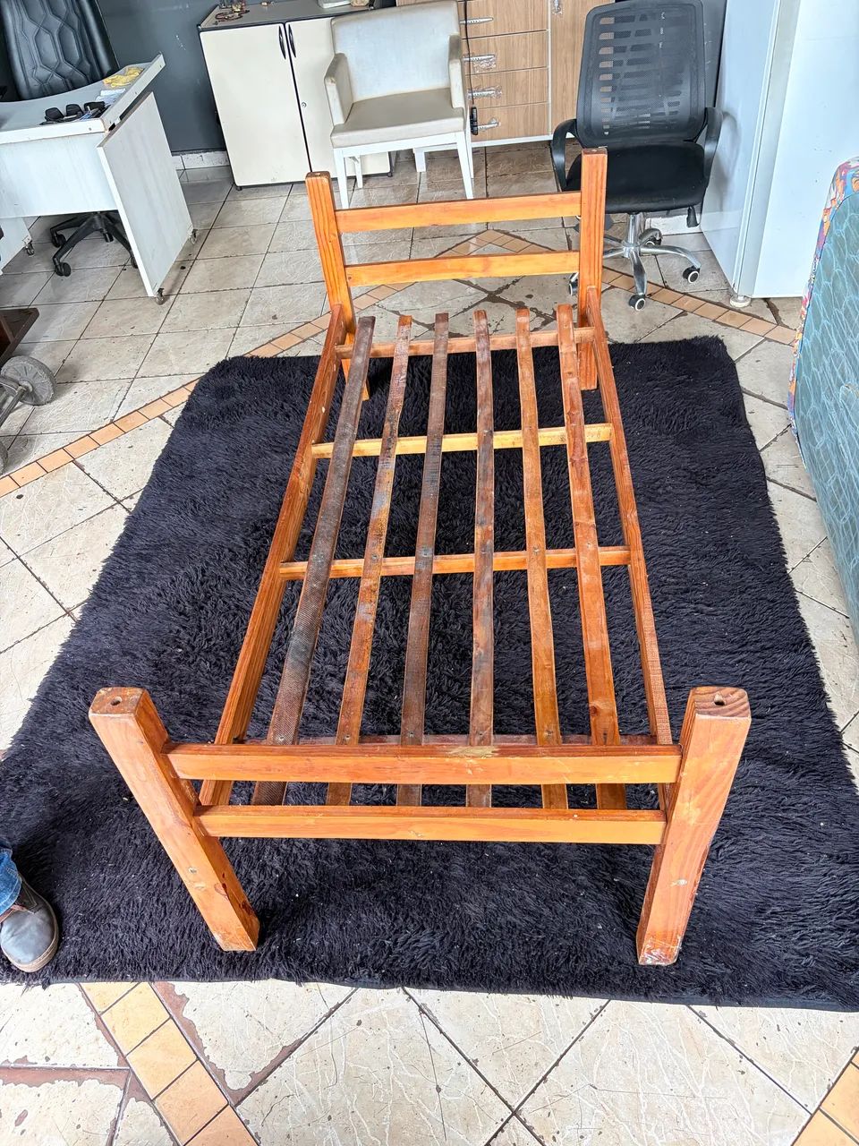 Cama solteiro de madeira (entrego )  - Foto 4