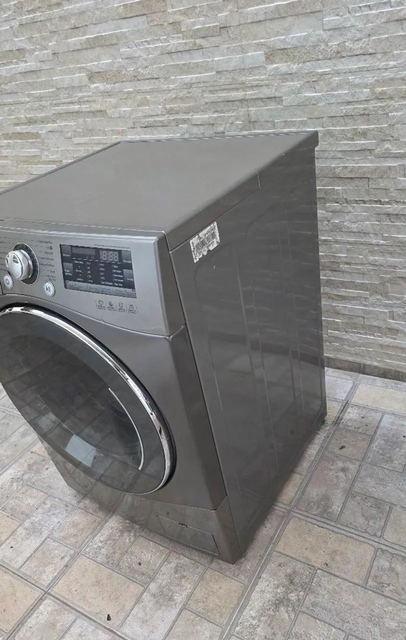 Lava e seca LG 10 kg - Foto 4