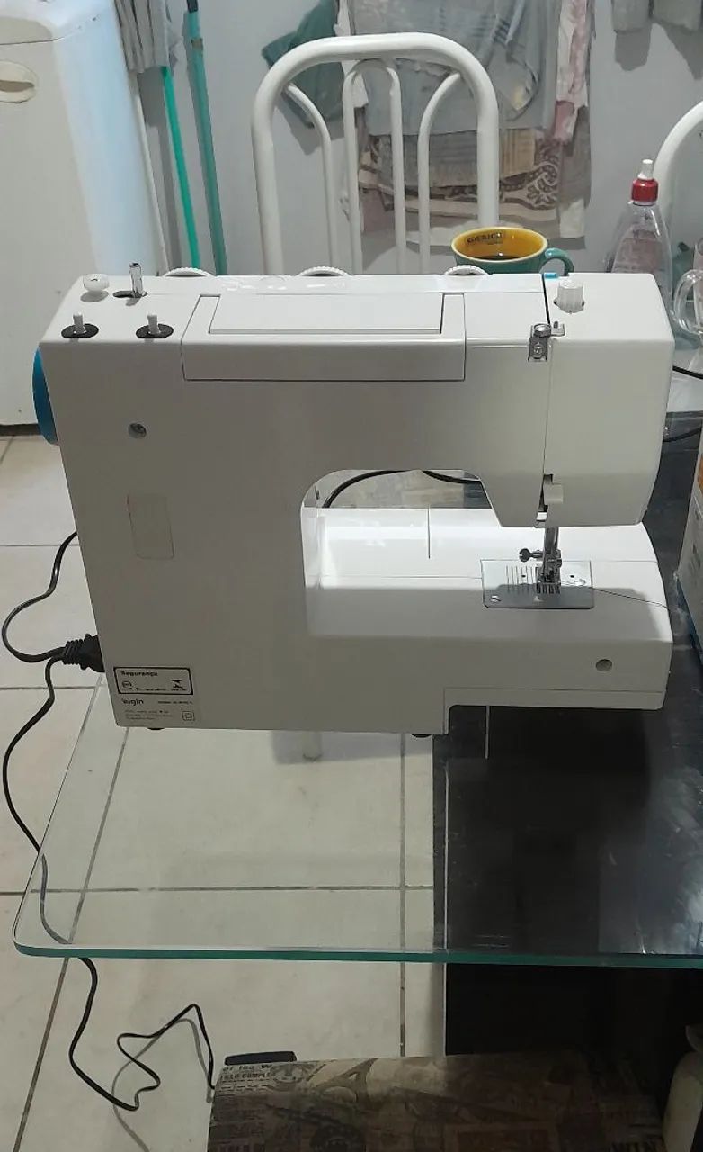 Máquina de costura  - Foto 4