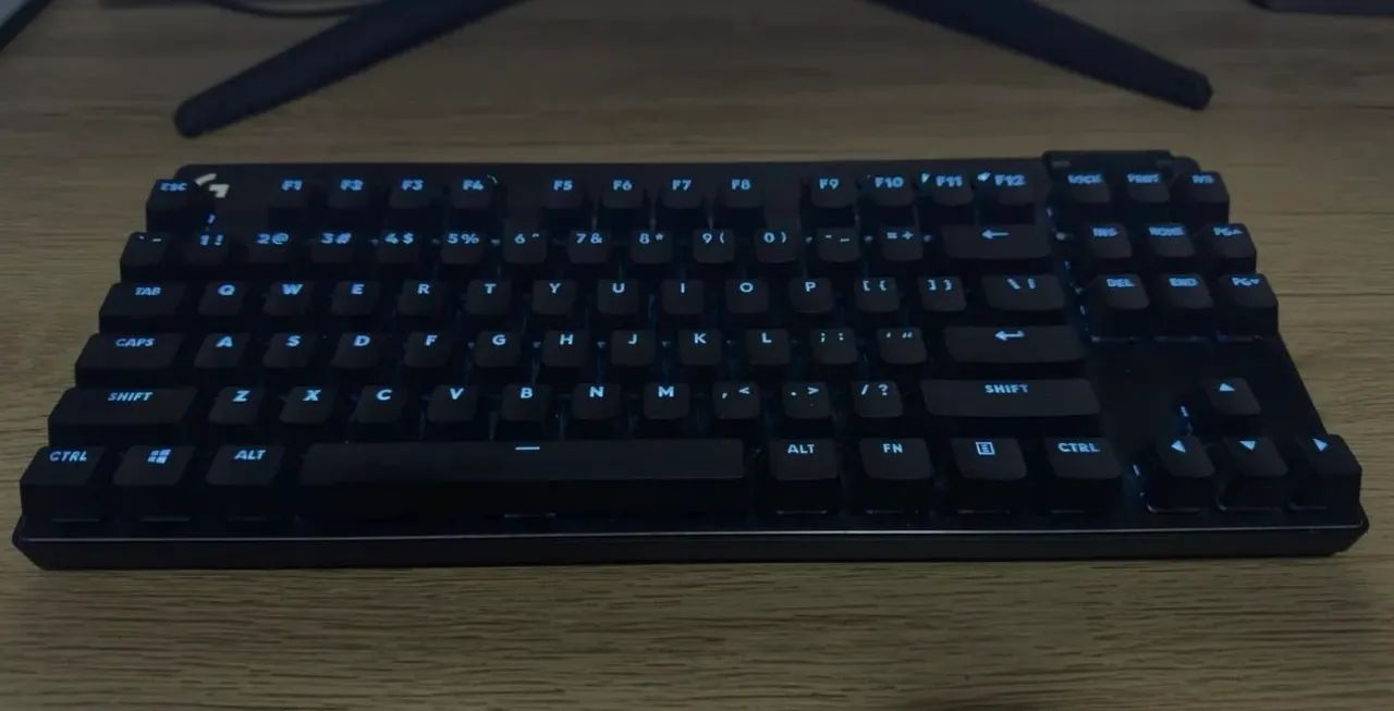 Teclado Logitech Pro X TKL - Foto 2