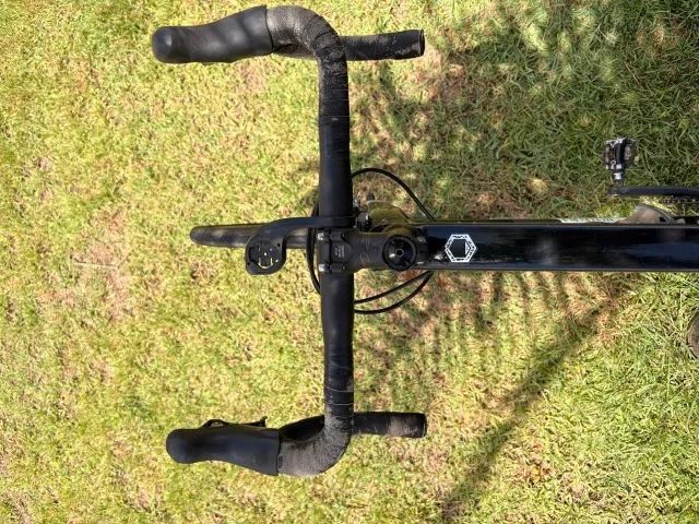   Speed Cannondale SuperSix EVO Carbon Disc preto e branco  - Foto 5