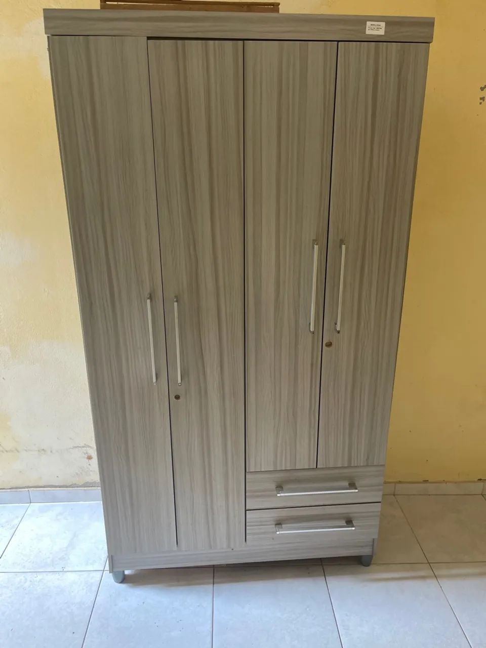 Guarda roupa 