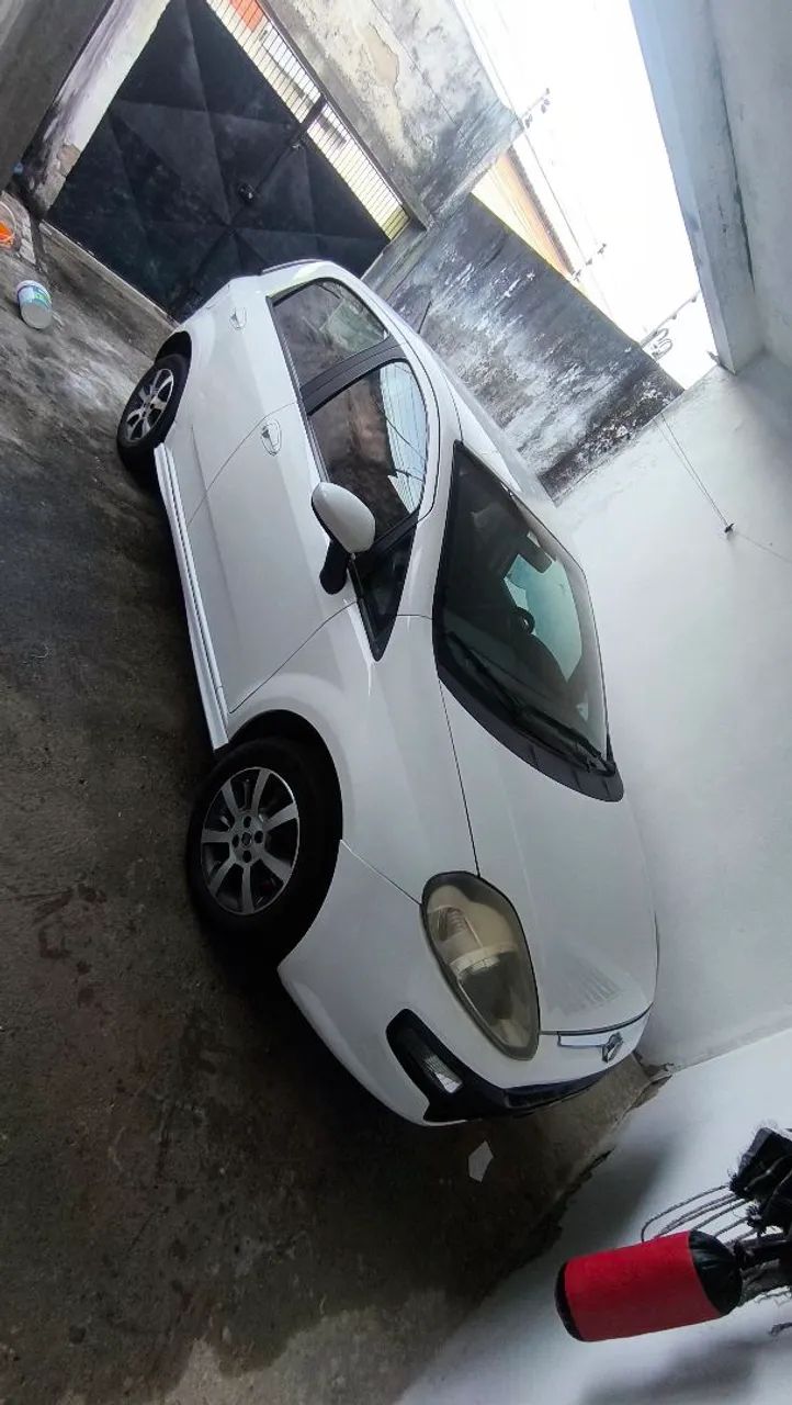 Fiat Punto 1.4 FIRE FLEX 8V 5P 2013