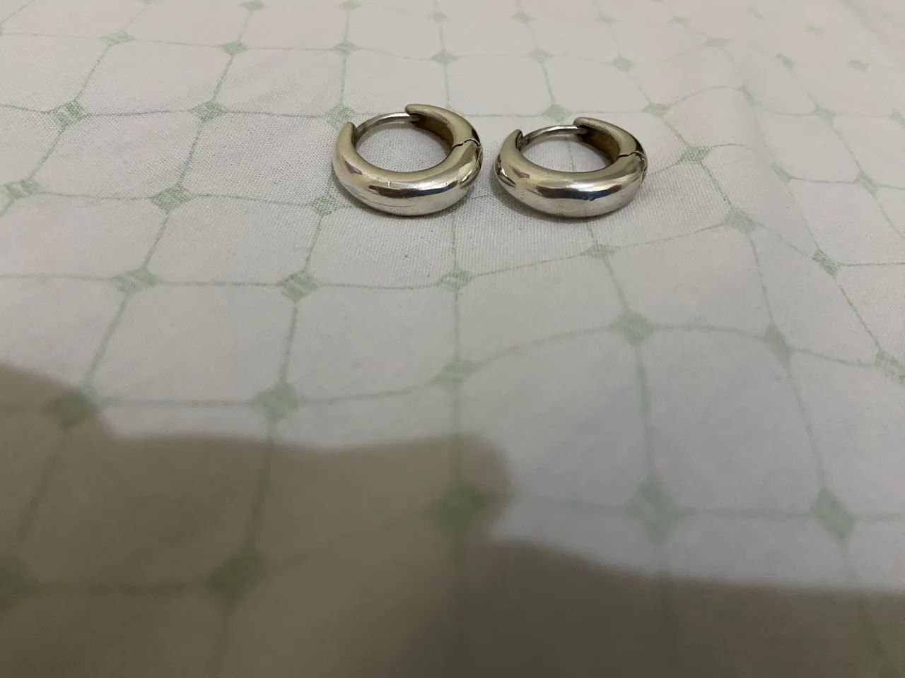 Brinco Argola abaulada em prata - Foto 3