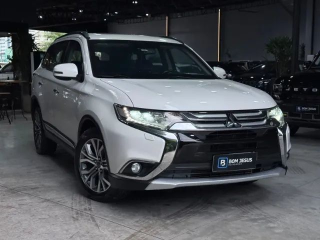 Mitsubishi Outlander 2016