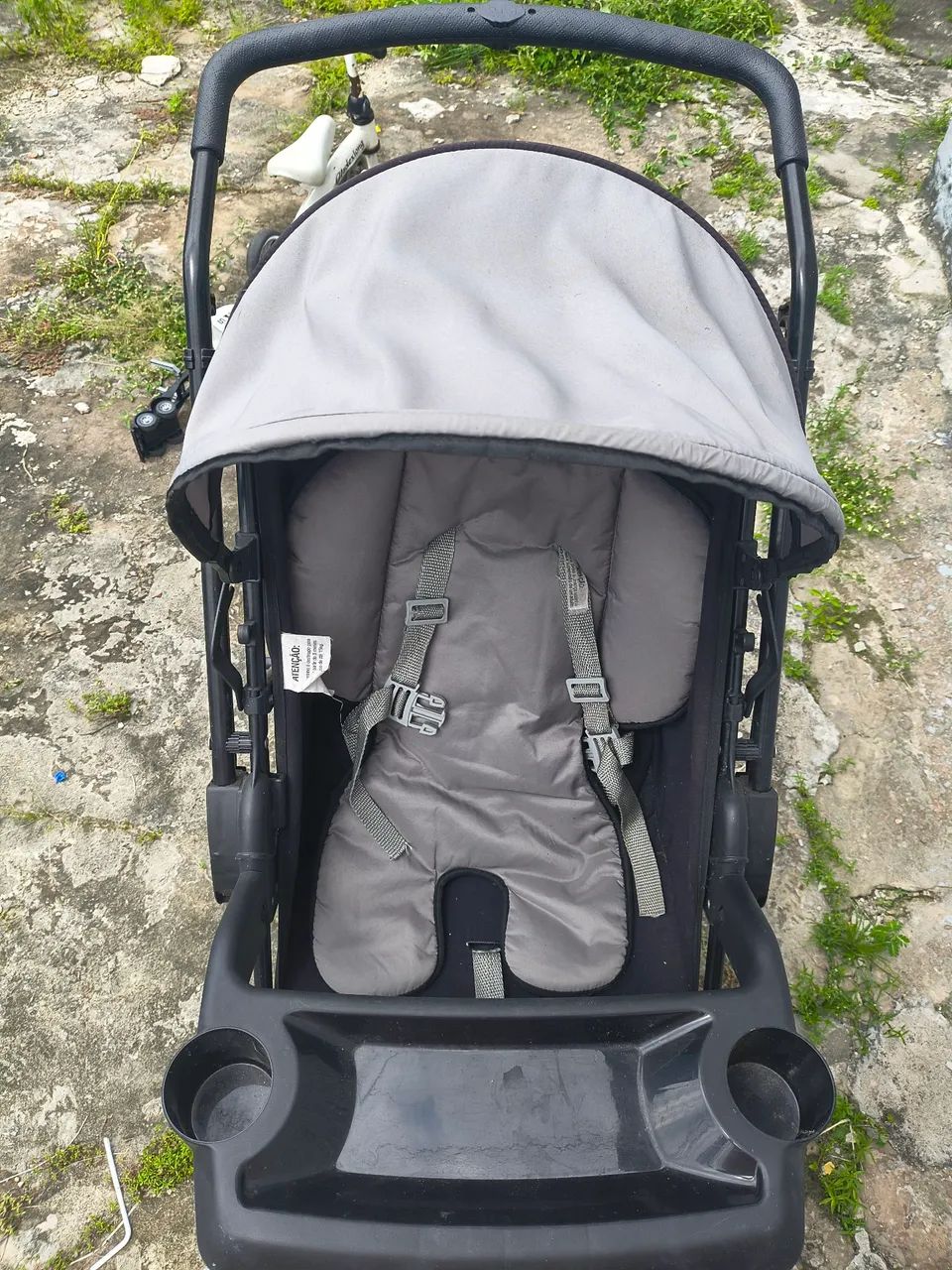 Carrinho de Bebe e brinde  - Foto 2