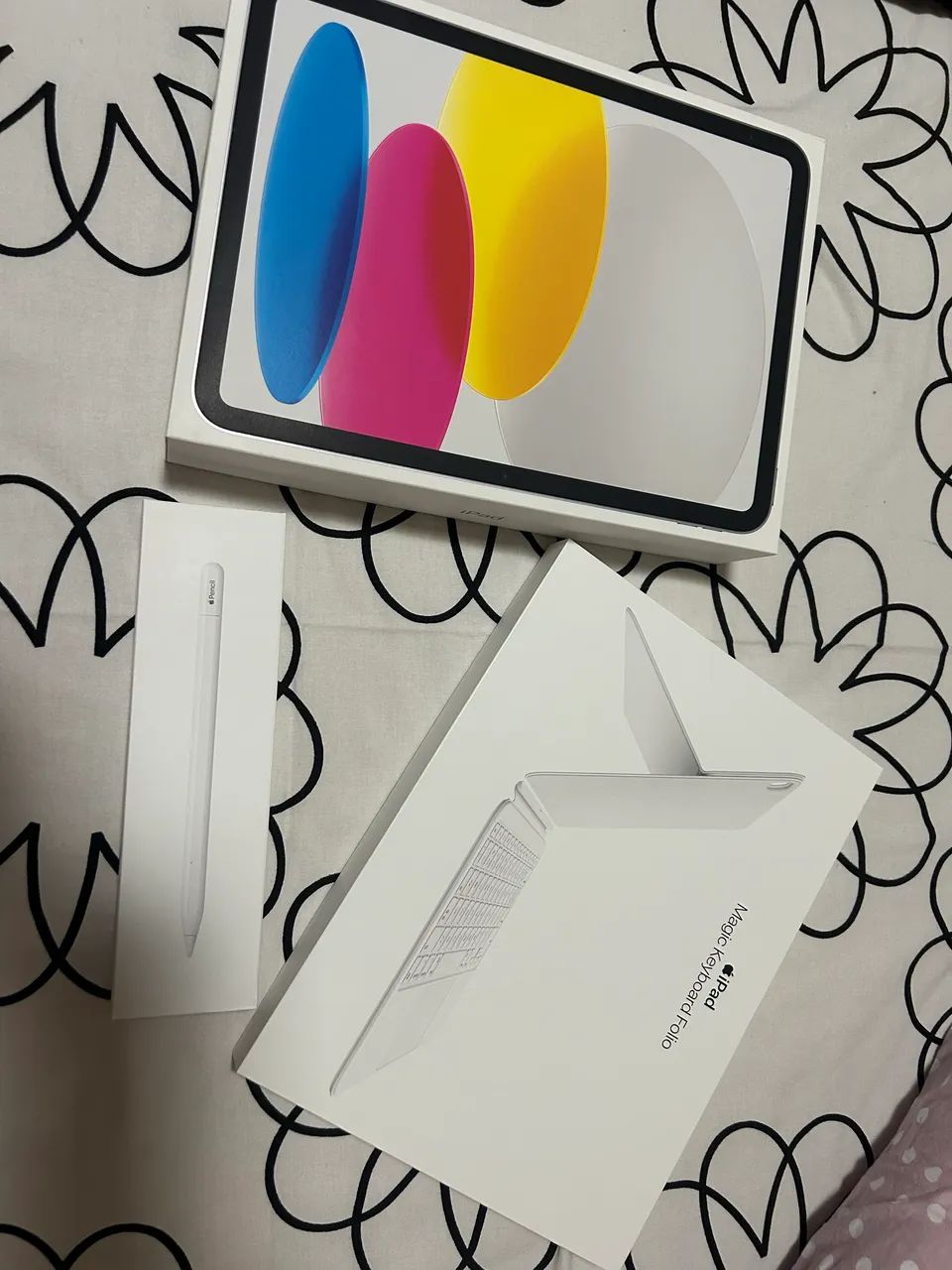 IPAD A16 128 GB silver+ Magic Keyboard Folio+ Apple Pencil USB-C