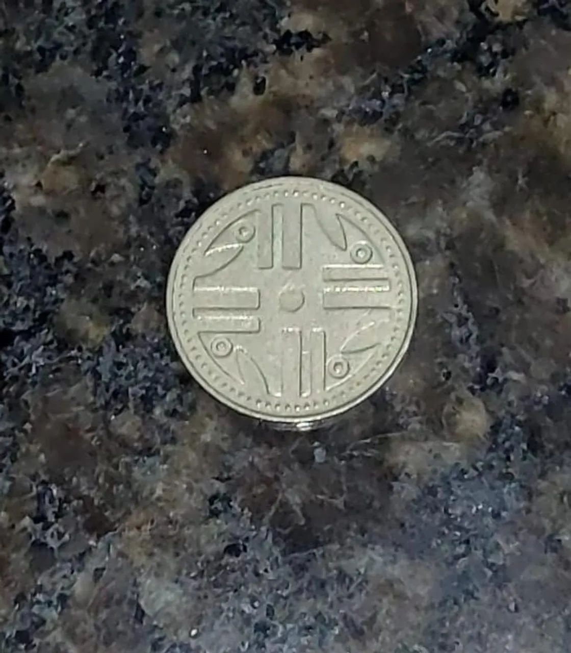 moeda de 200 pesos de 2011 - Foto 2
