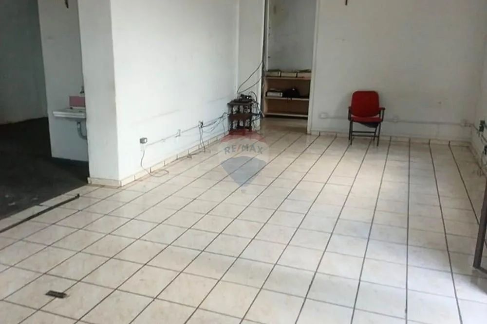 Oportunidade Única: Ponto Comercial em Itapira! - Foto 4