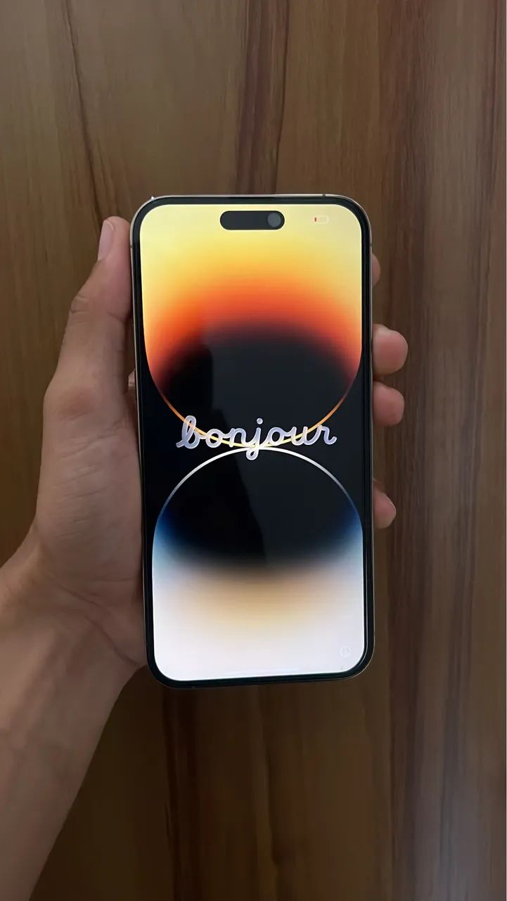 iPhone 14 Pro Max gold totalmente novo - Celulares e Smartphones