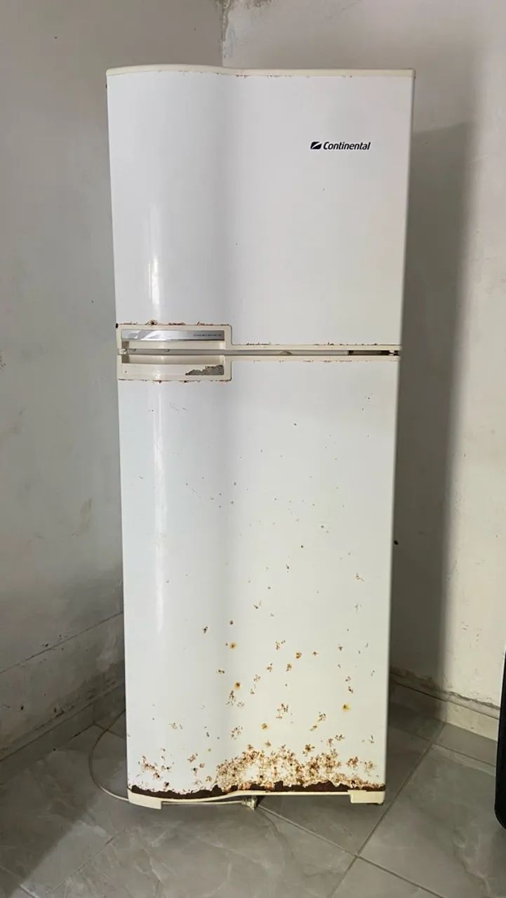 Geladeira continental 