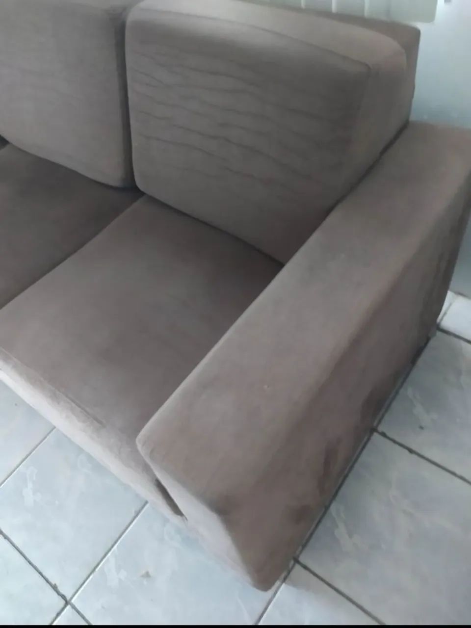 Vendo sofá de 3 lugares GMAG - Foto 4