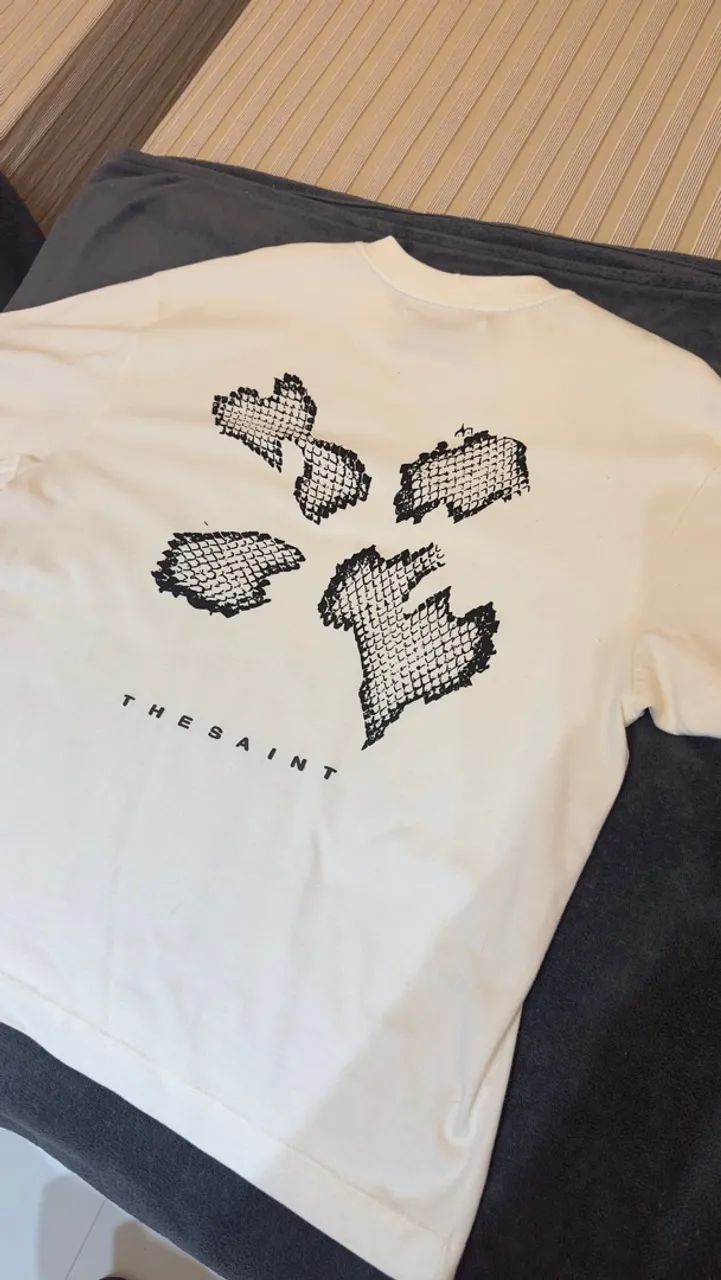 Camisa boxy THE SAINT  - Foto 2