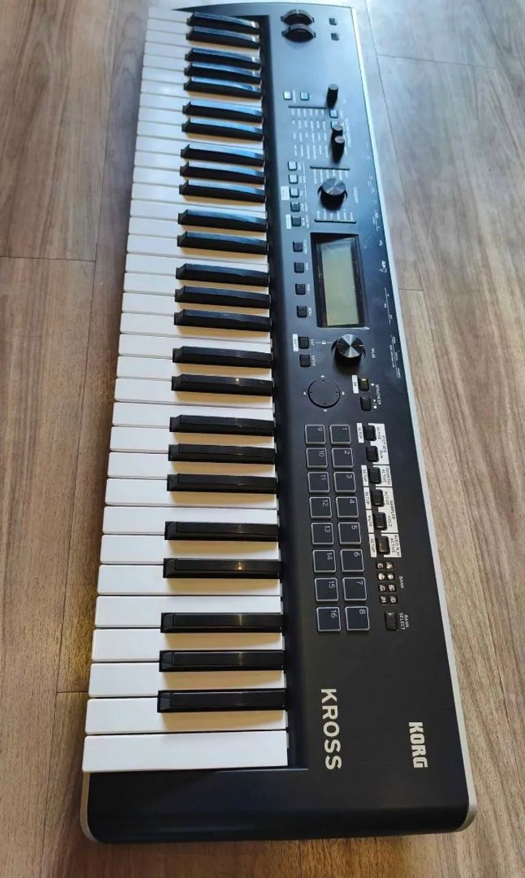Korg Kross 2  - Foto 2