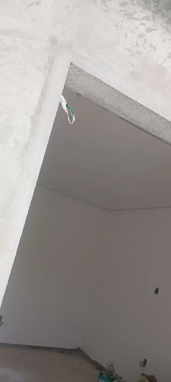 Forro de gesso com aplicação de gesso liso - Foto 2