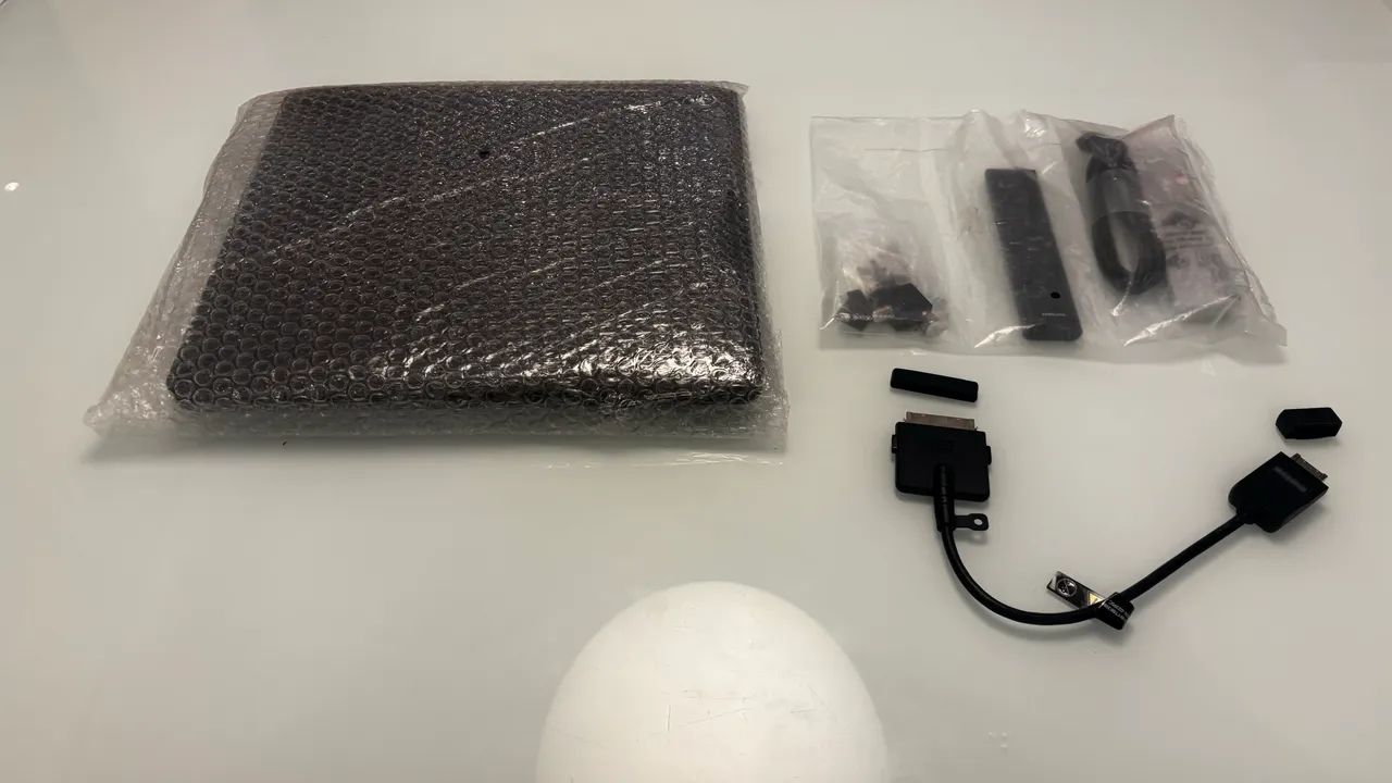 One Connect - Model: SOC8005BA