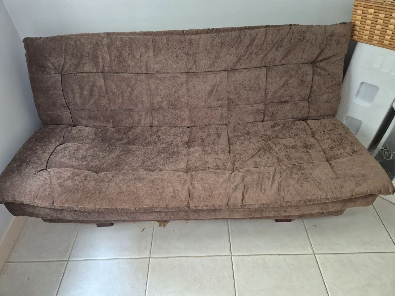 Sofá marrom 2 lugares (sofá-cama casal)