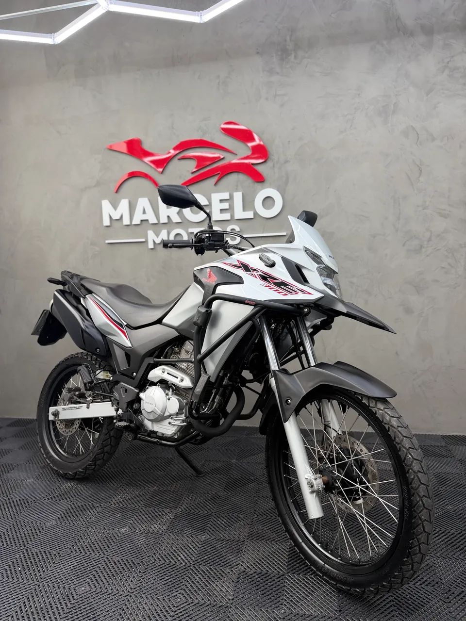 HONDA XRE 300 ABS  - Foto 3