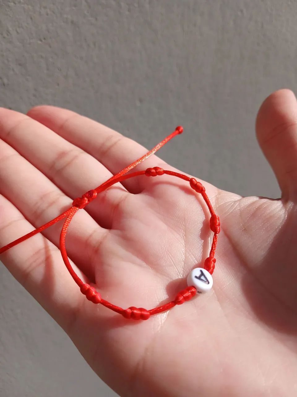 Pulseira 7 Nós com inicial do nome  - Foto 3