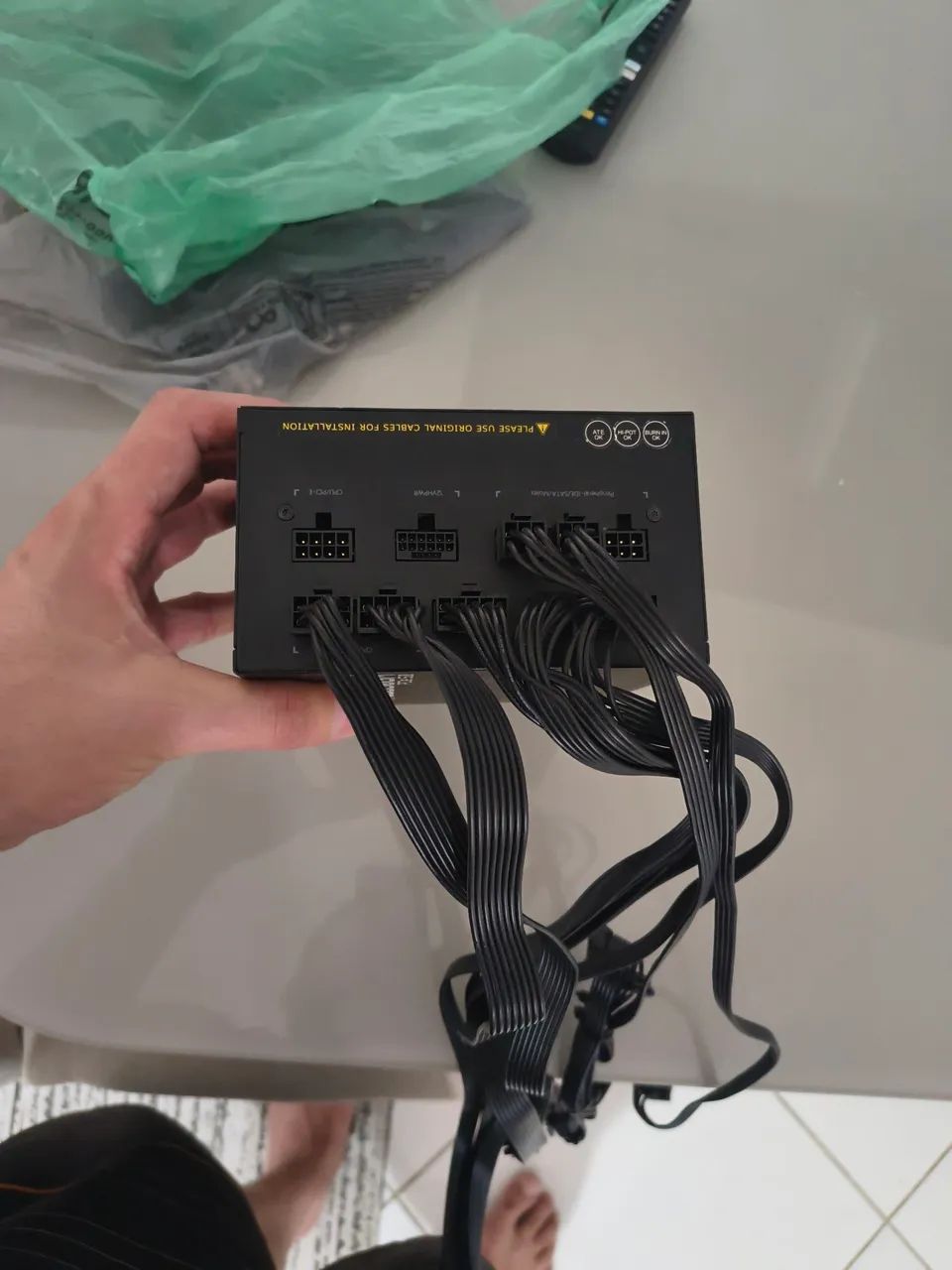Fonte modular Gigabyte 850w 80 plus Gold  - Foto 2