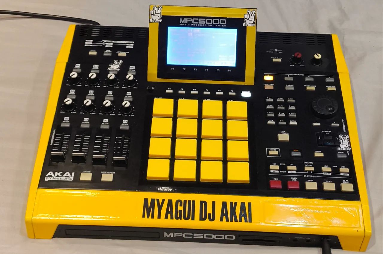 MPC AKAI 5000 IMPECÁVEL  - Foto 5